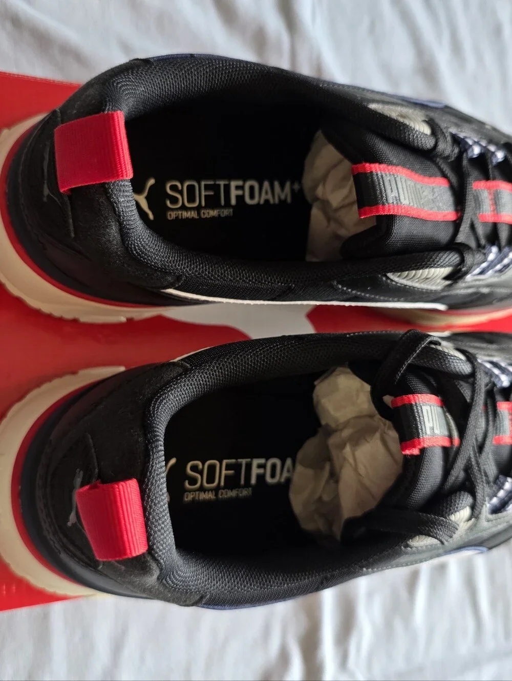 Puma Men’s Black White and Red Low-Top Sneakers